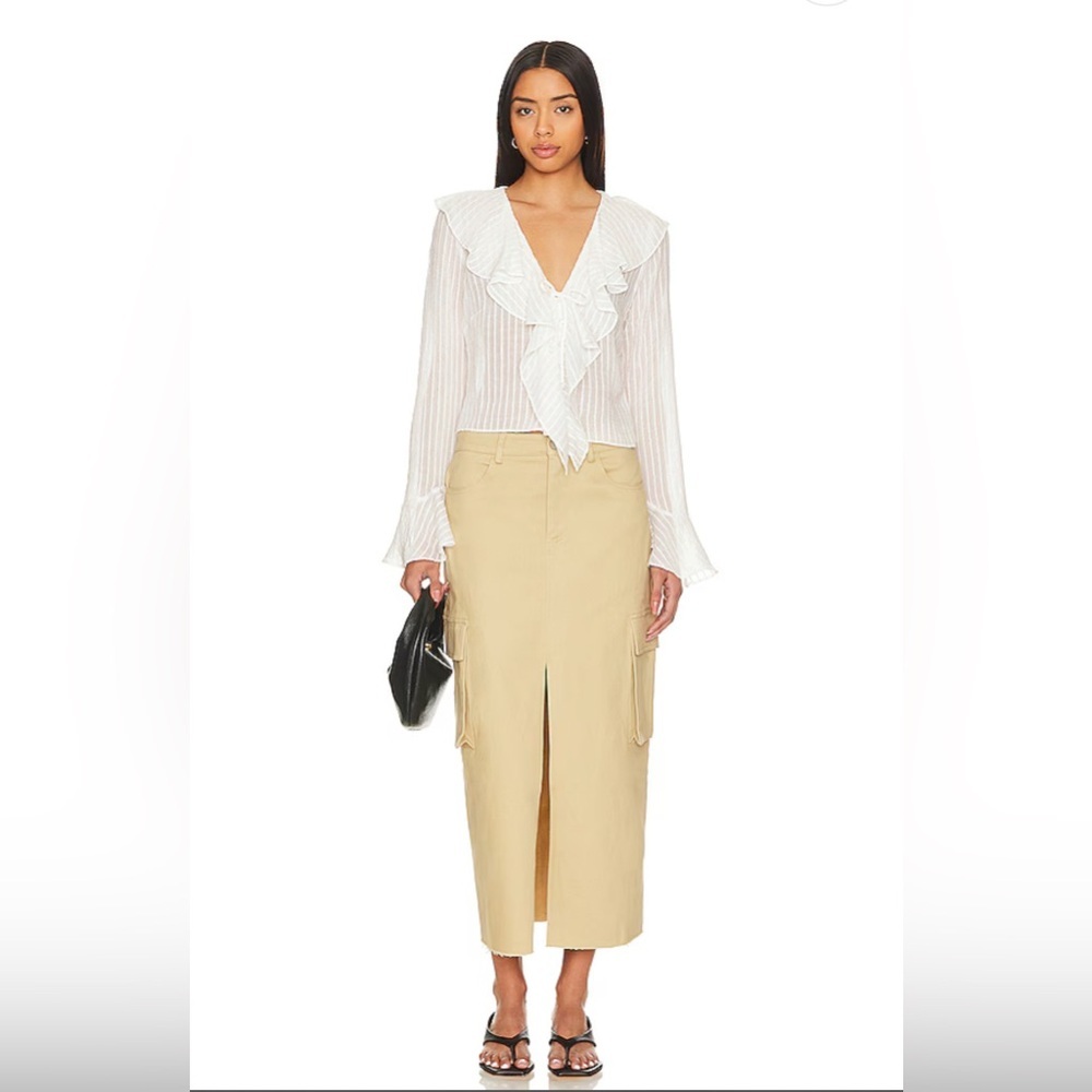 Steve Madden mushroom colored long cargo skirt